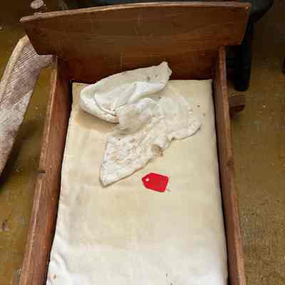 Doll bed & mattress