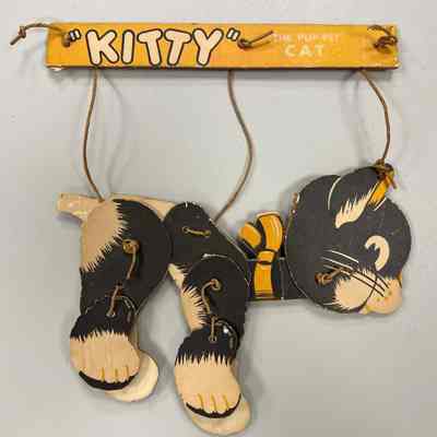 Kitty marionette toy