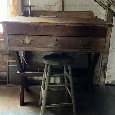 Teacher Desk