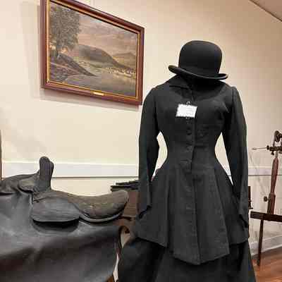 Sidesaddle