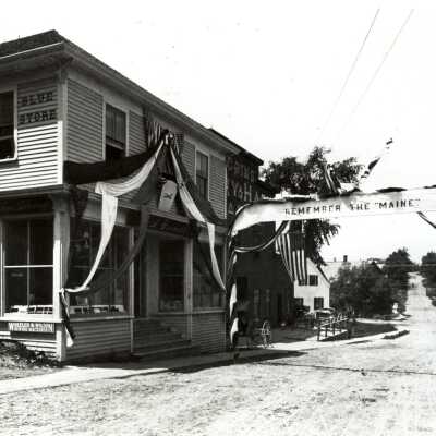 Washington St. Banner in support of Spanish American War