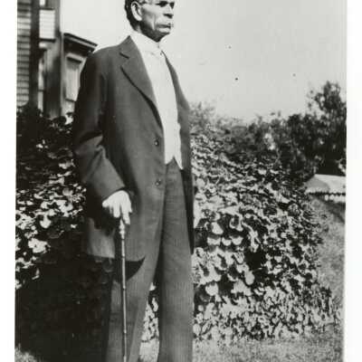Sylvester Arau