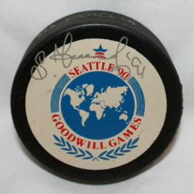 Puck, Hockey