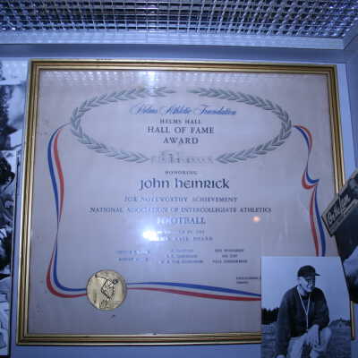 Plaque