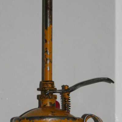 Can, Oil