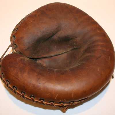 Glove, Fielders