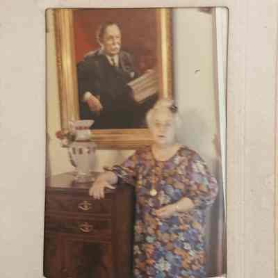 Doris in front of Monteux Portrait