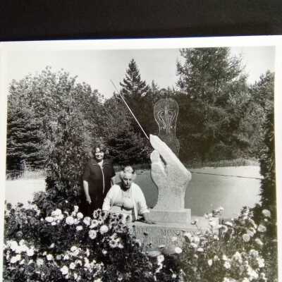 Madame & Chenoweth sculpture
