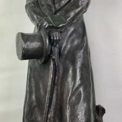 Figurine