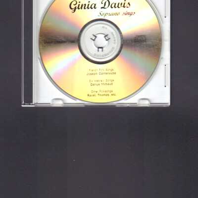Ginia Davis Soprano sings