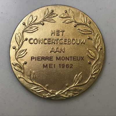 Plaque