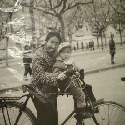 China: Bicycle Riders, 1976
