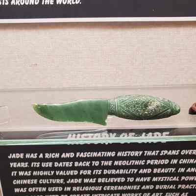 Nephrite Jade Knife