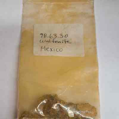 Wulfenite