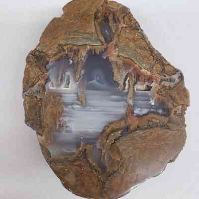 "The Cave" Thunderegg