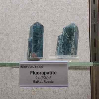Object C on right of B in world mineral display (DS-10)