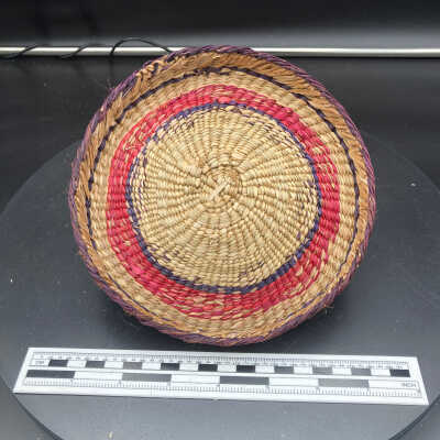 Lid interior