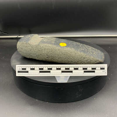 Axe head