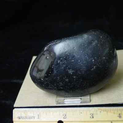 Jade var. Nephrite