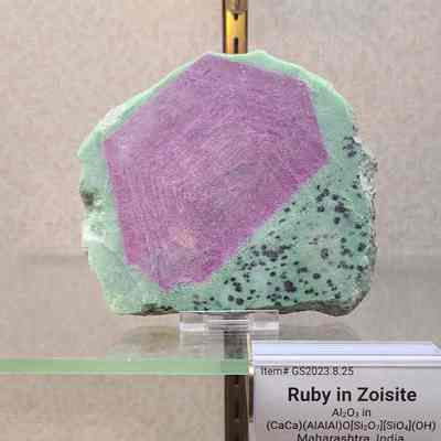 Ruby in Zoisite