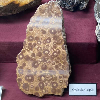 Quartz var. Jasper