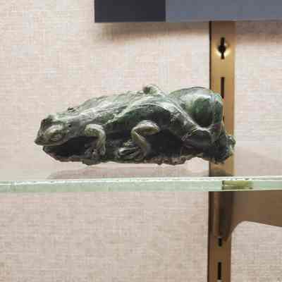 Nephrite Jade Lizard Carving