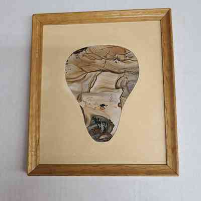 Jasper in Frame