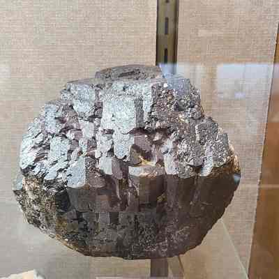 Dravite