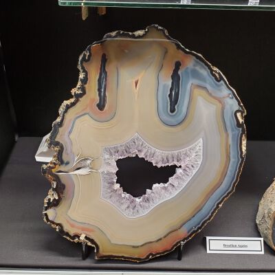 "Smiley" Agate
