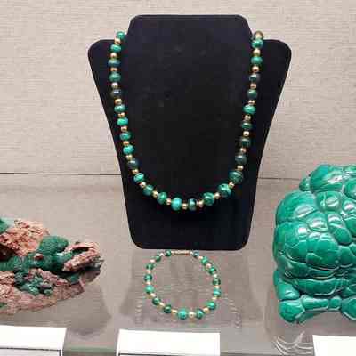 Malachite Necklace/Bracelet