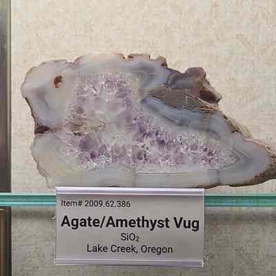 Agate/Amethyst Vug