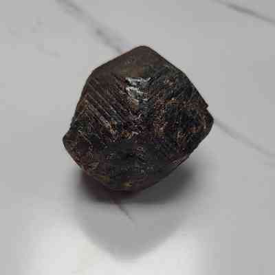 Garnet var. Almandine