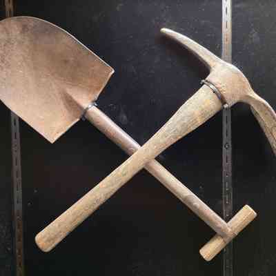 Pick Axe