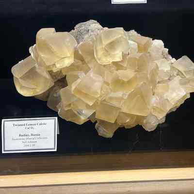 Lemon Calcite