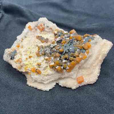 Wulfenite on Dolomite