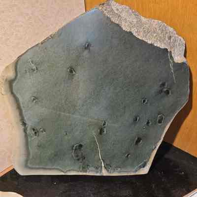 Jade var. Nephrite