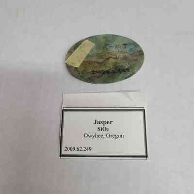 Reverse side: K-KT written in pencil, "Vistaite, Ore" faded on masking tape