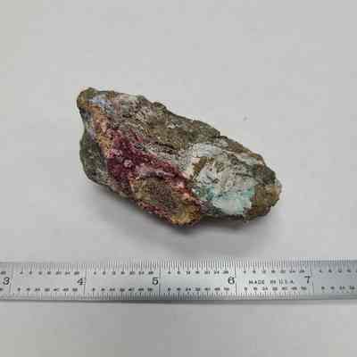 Erythrite