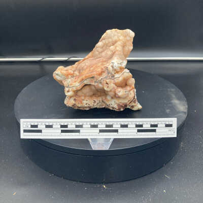 Medfordite with druzi botryoidals