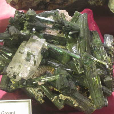 Elbaite/Quartz