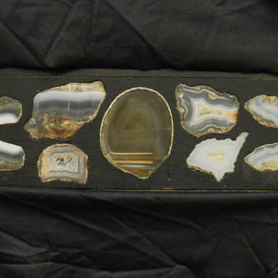 Quartz var. agate