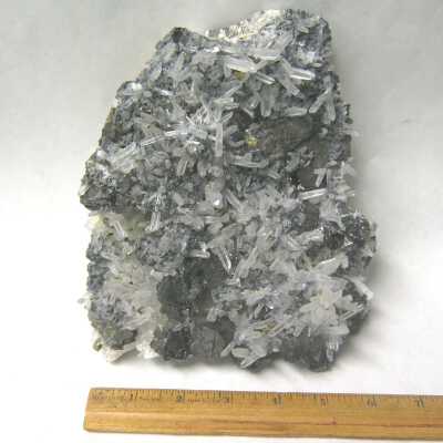 Quartz / Sphalerite / Chalcopyrite