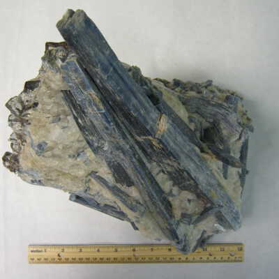 Kyanite / Staurolite
