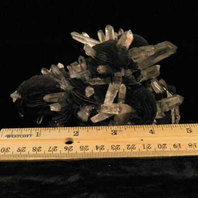 Quartz on Hematite