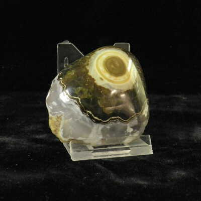 Quartz var. Agate