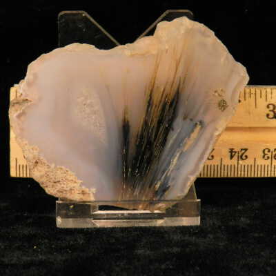 Quartz var. Agate (sagenite)