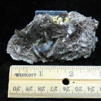 Axinite