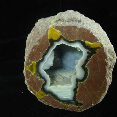 Thunderegg: Believed to be incorrect photo that was attached to entry by mistake -JMK