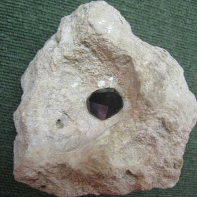 Garnet var. Pyrope