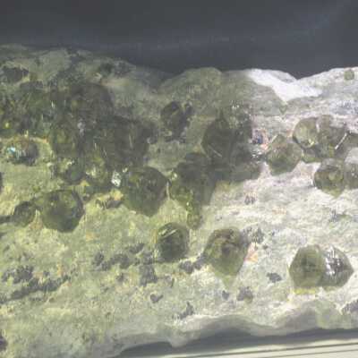Garnet var. Demantoid